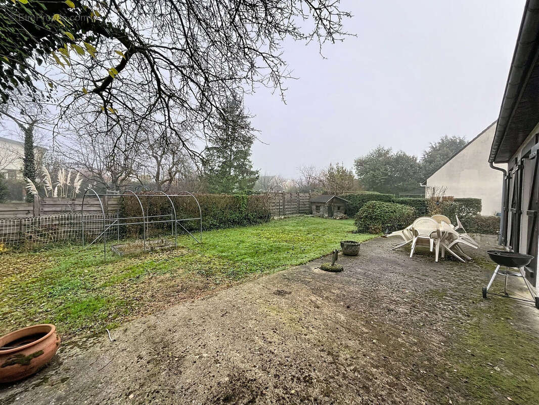 Maison à SAINTRY-SUR-SEINE