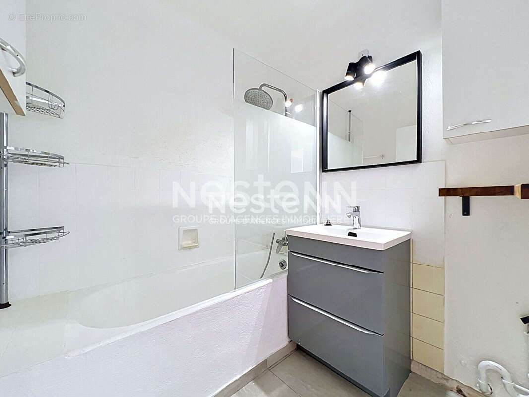 Appartement à VALLAURIS