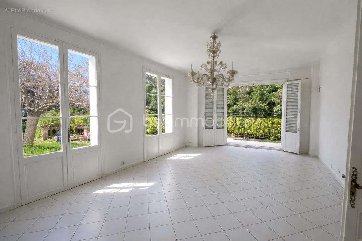 Maison à SAINT-RAPHAEL