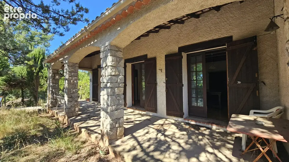 Villa a renover - 70m2 garage 22m2 et terrain 1300m2 - photo 1