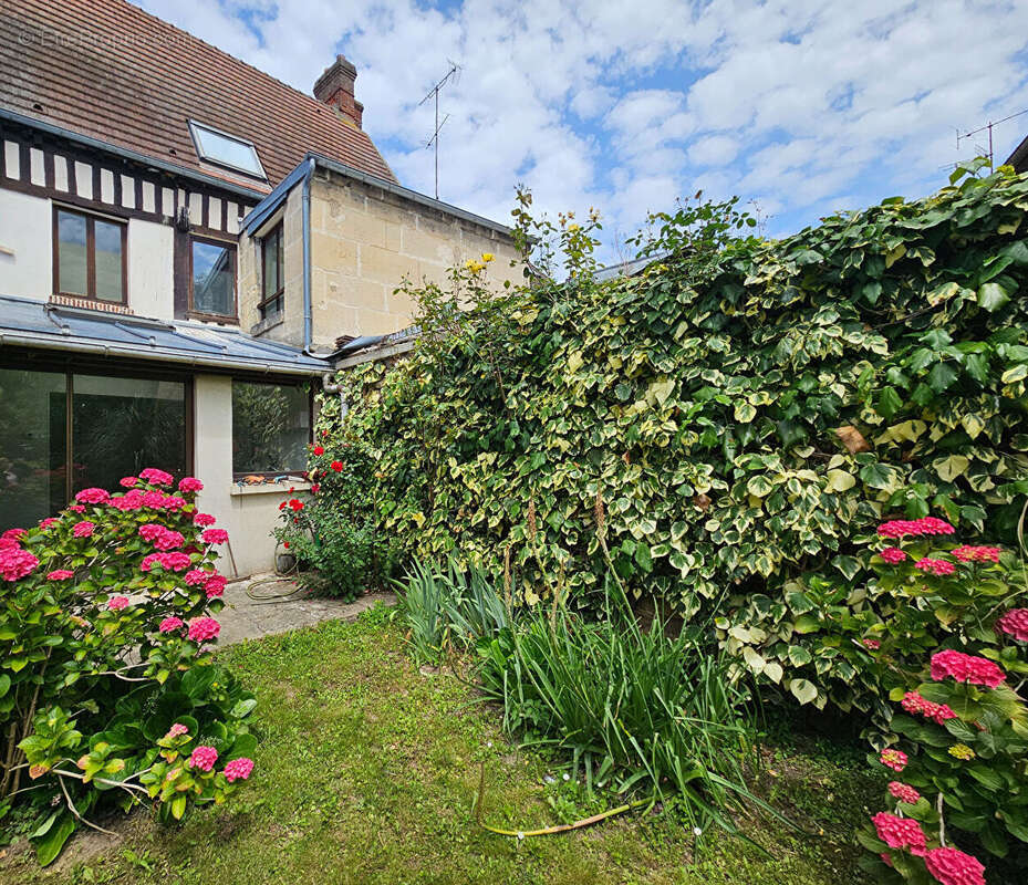 Maison à MOUY