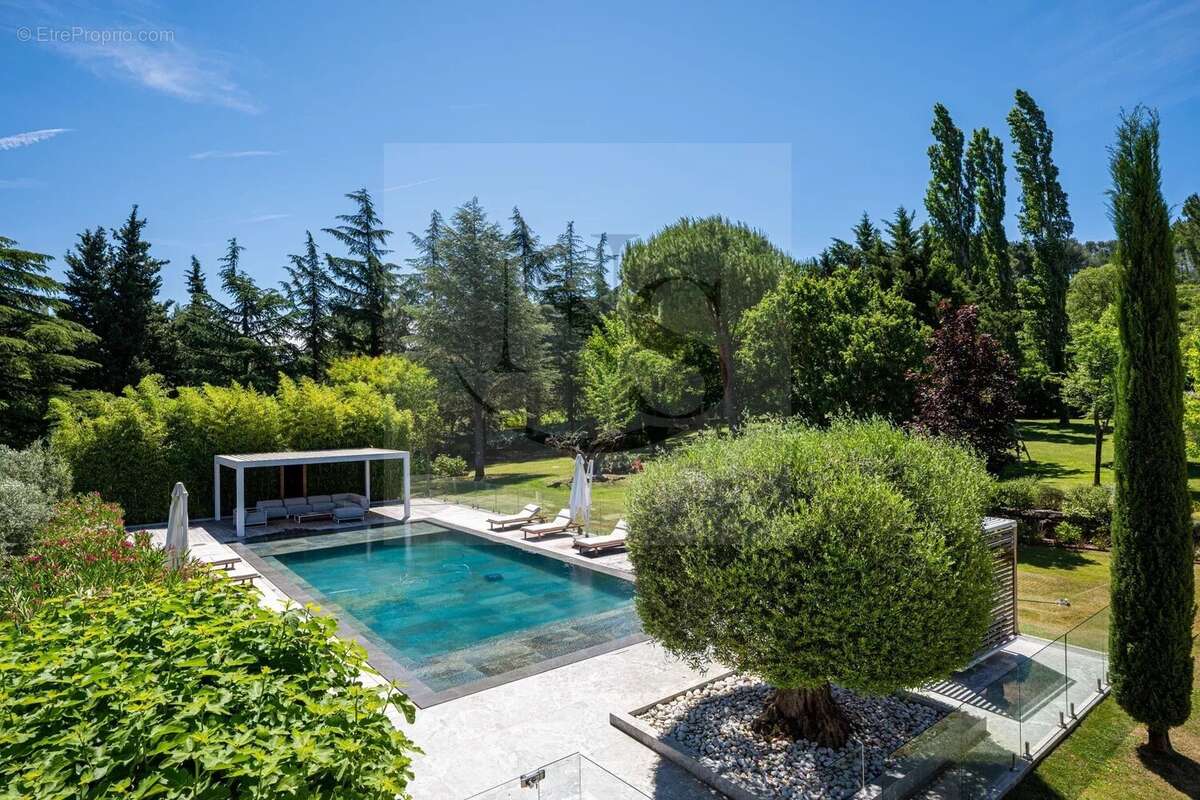 Maison à AIX-EN-PROVENCE