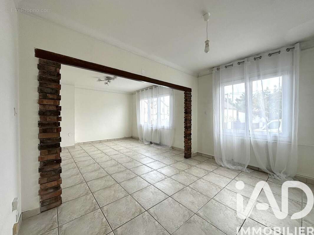 Photo 5 - Appartement à SARTROUVILLE