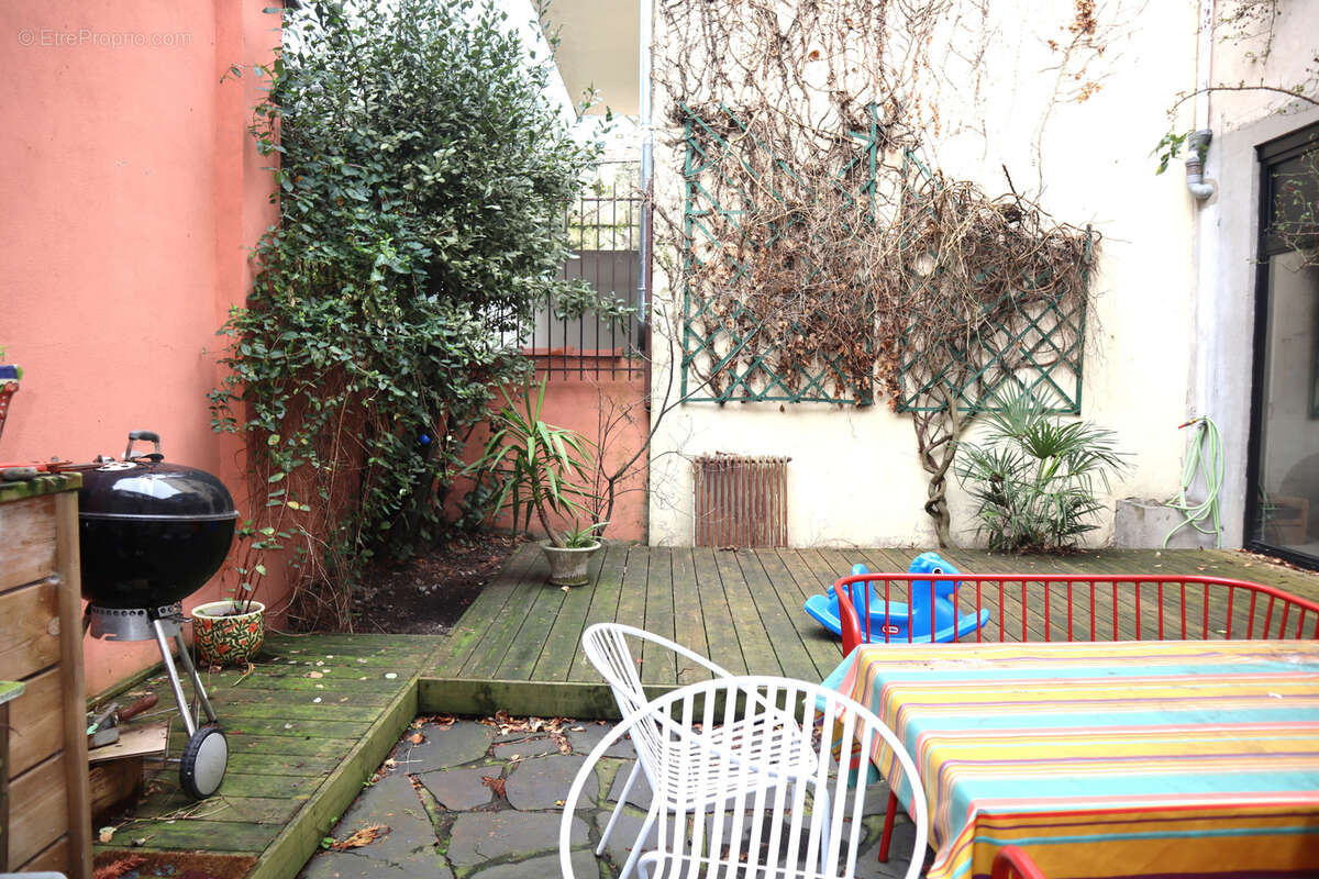 Appartement à BORDEAUX