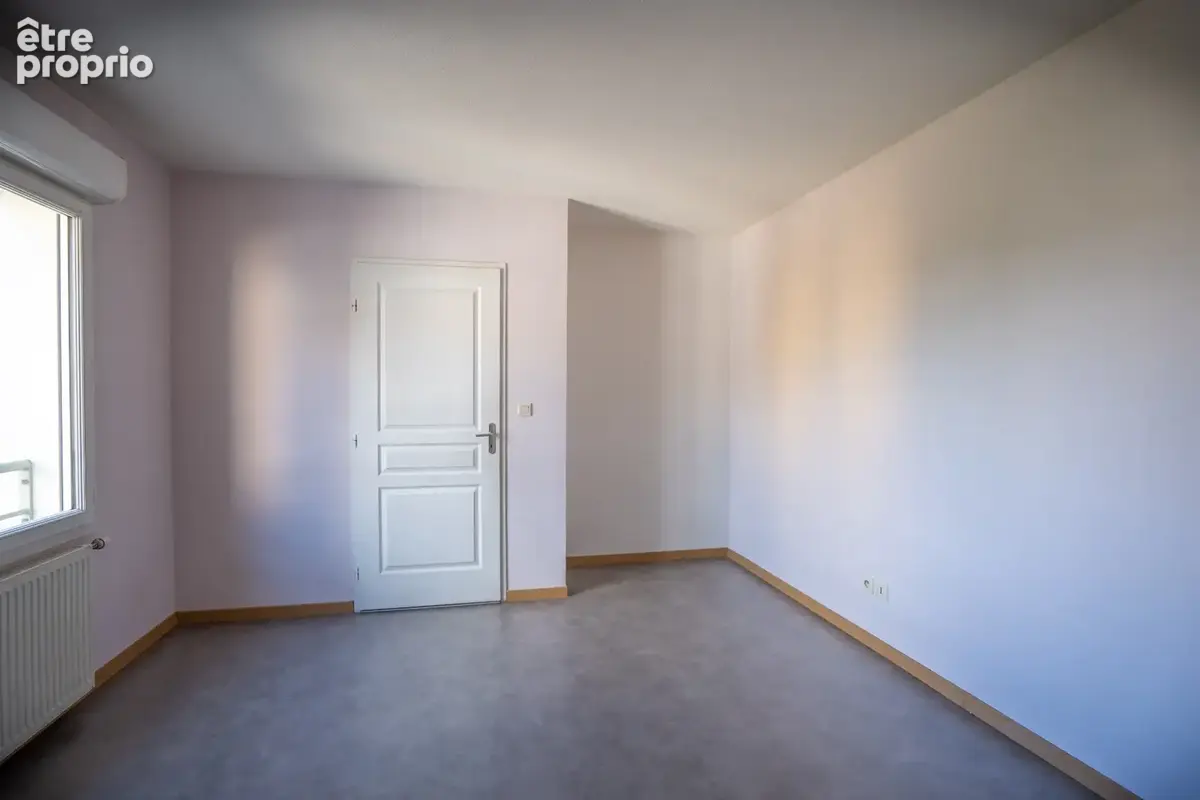 Appartement à vendre 3 pièces avec garage JASSANS RIOTTIER (01) - photo 6