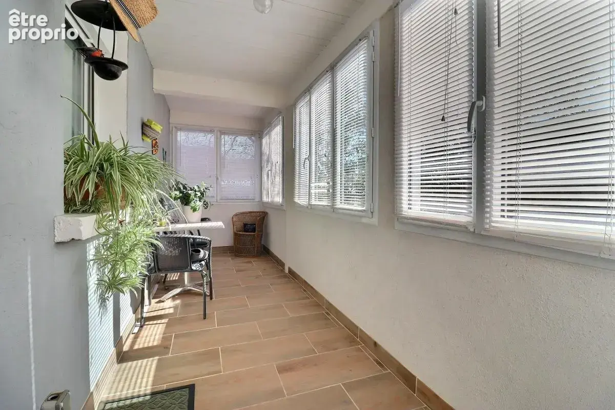 Marsannay la Côte, Maison rénovée 69m², une chambre, sous sol complet, jardin fleuri et terrasse - photo 4