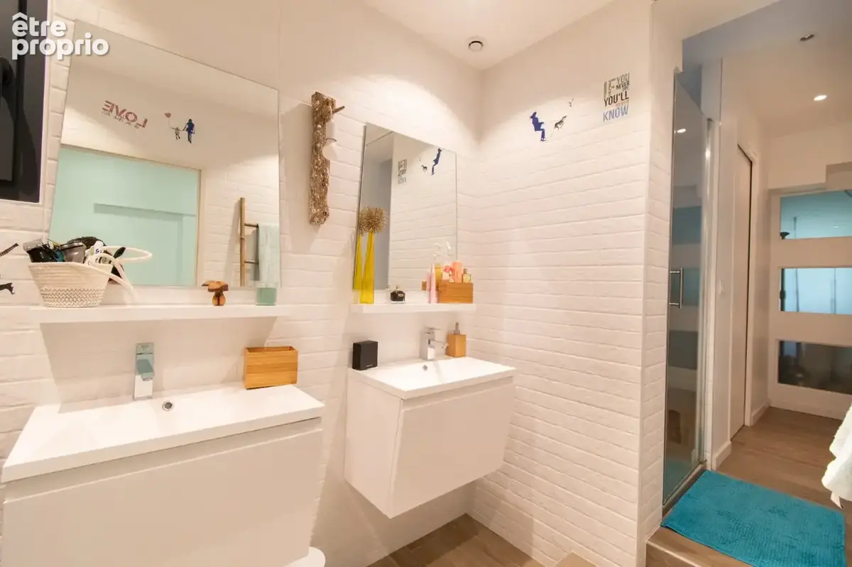 Bas Saint-Clair  Villa d'exception avec vue mer, piscine et prestations haut de gamme - photo 9