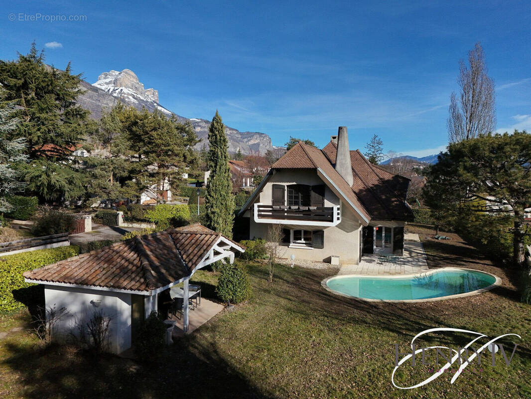 Maison à SAINT-ISMIER