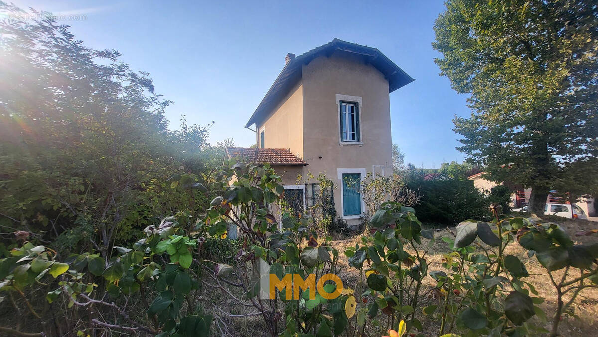 Maison à MIRIBEL
