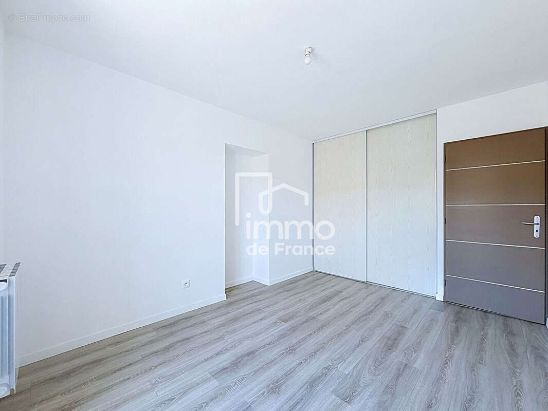 Appartement à BELLEGARDE-SUR-VALSERINE