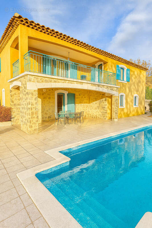 Maison à BESSE-SUR-ISSOLE