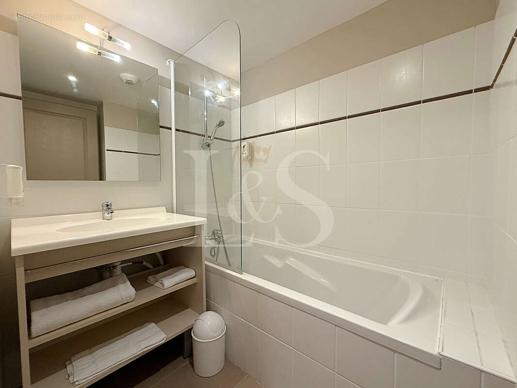 Appartement à MALAUCENE