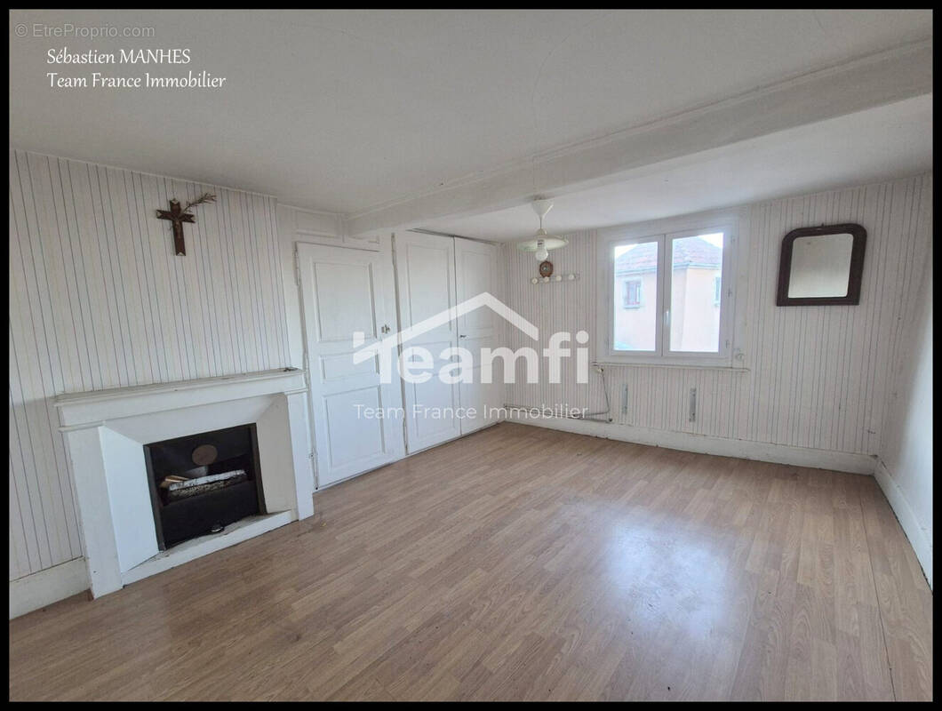 Appartement à THIERS