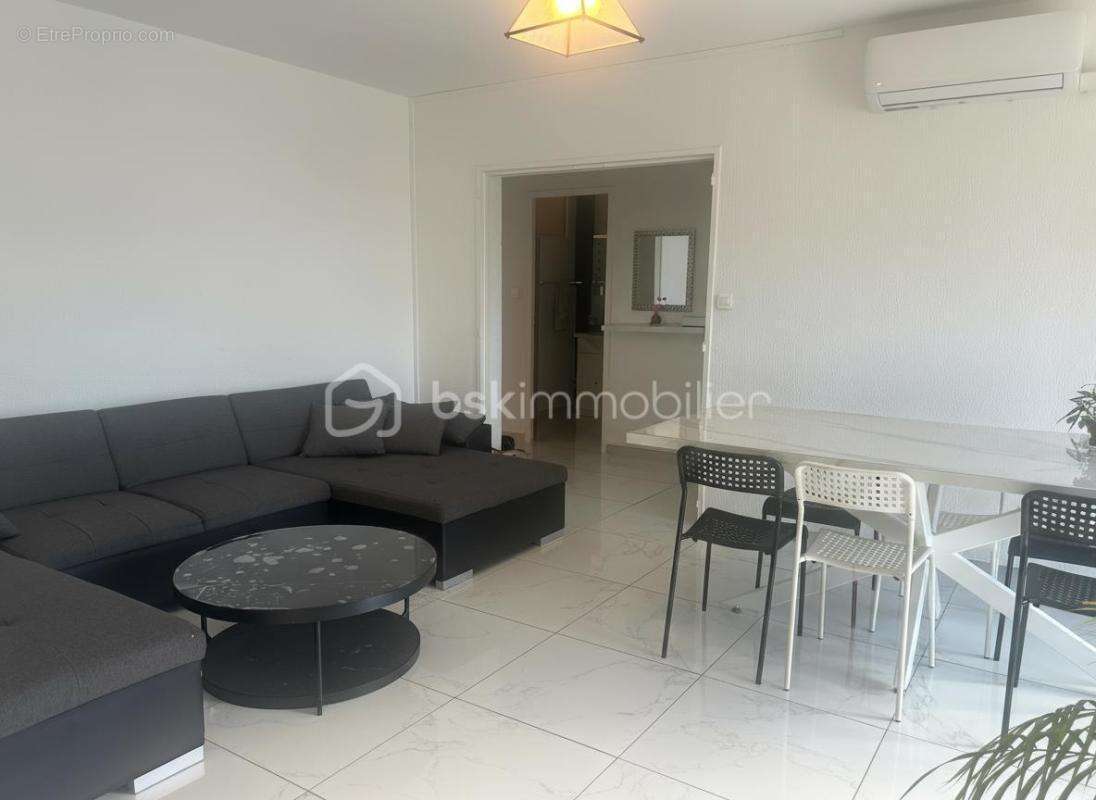 Appartement à LA VALETTE-DU-VAR