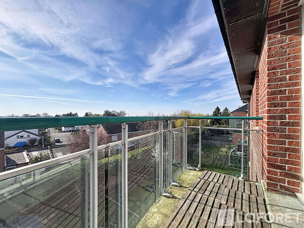 Appartement à LA CHAPELLE-D'ARMENTIERES