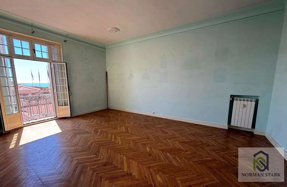 Appartement à MENTON