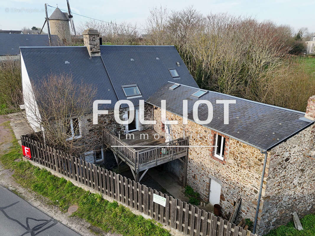 Maison à GOUVILLE-SUR-MER
