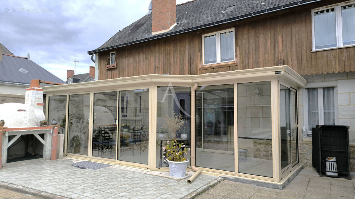 Maison à LA MENITRE