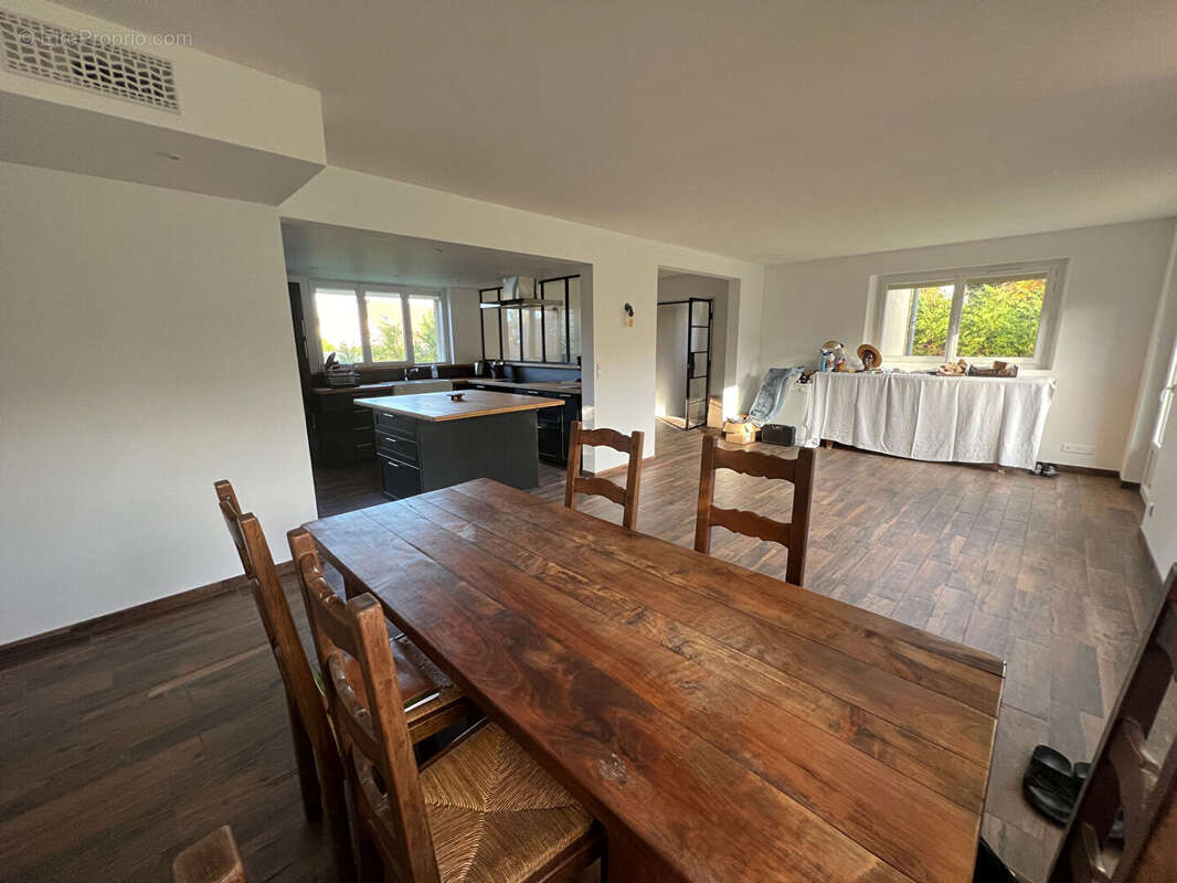 Maison à MONTFORT-L&#039;AMAURY