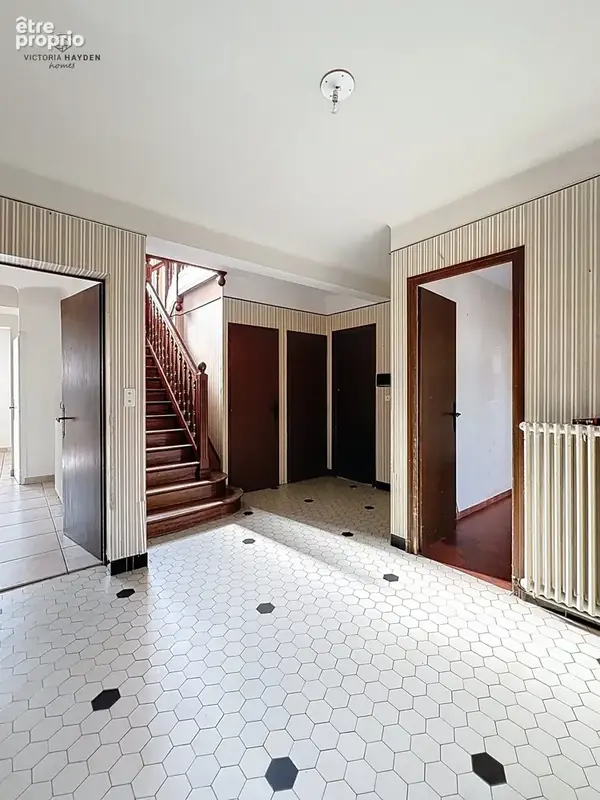 Maison 7 pièces 254 m² à vendre à Artix (64170) - photo 6