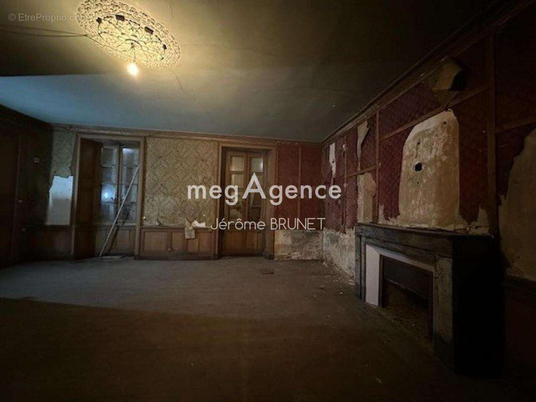 Maison à FONTENAY-LE-COMTE