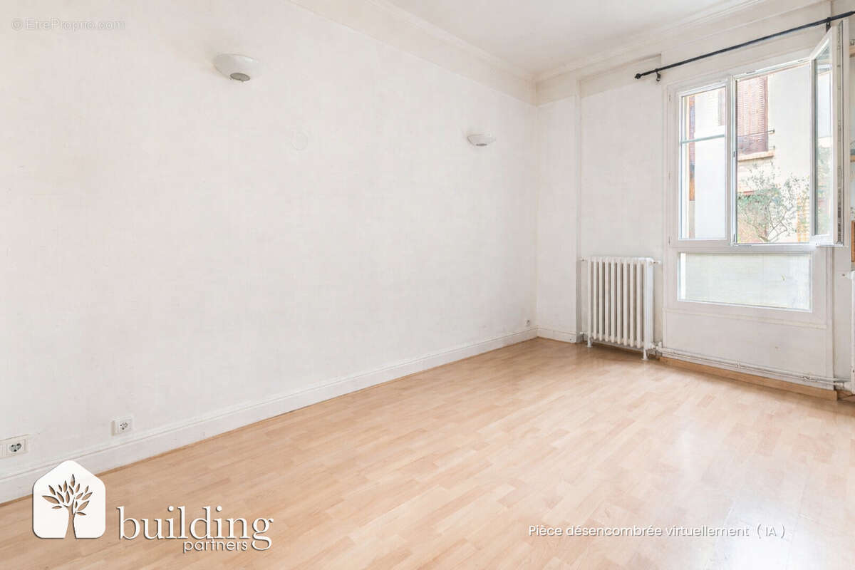 Appartement à COURBEVOIE