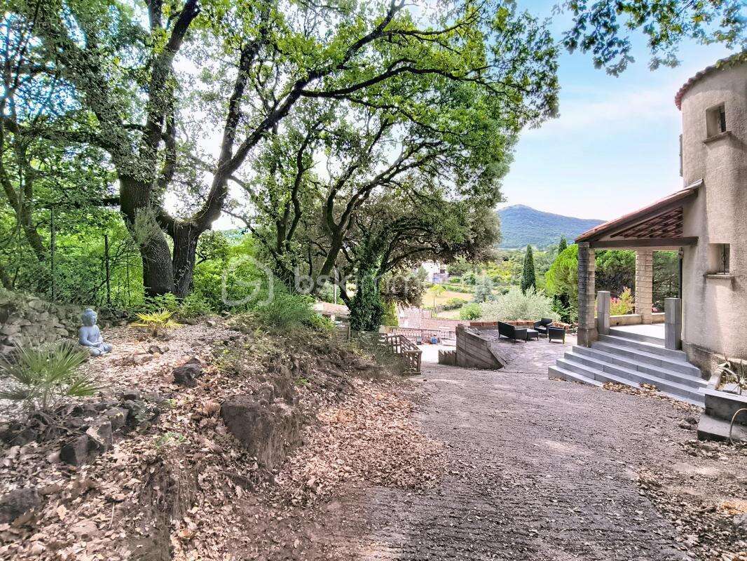 Grande maison familiale de 287 m² avec jardin, piscine et garage – Bédarieux - photo 3