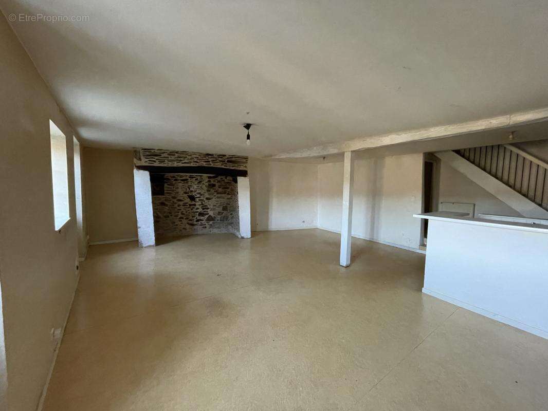 Maison à DONZENAC