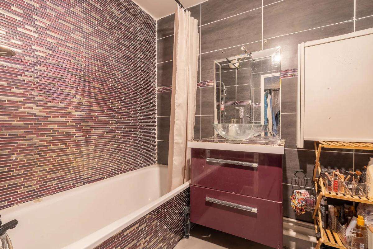 Appartement à ROSNY-SOUS-BOIS