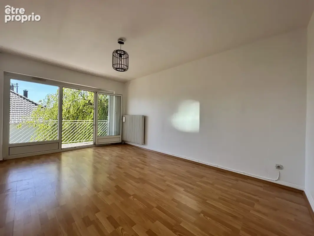 Maison aux allures modernes dans un cadre verdoyant - photo 6