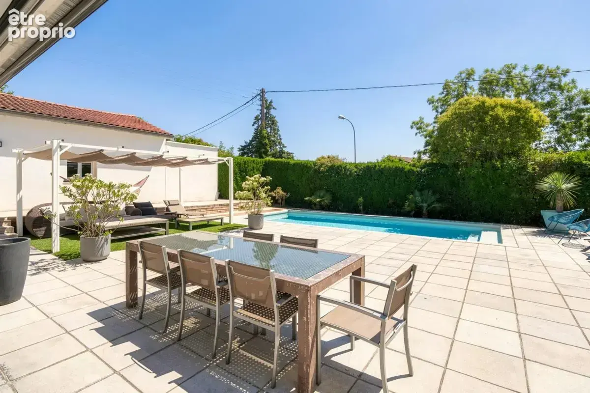 Maison 7 pièces 285 m² à vendre à Corbas (69960) - photo 7
