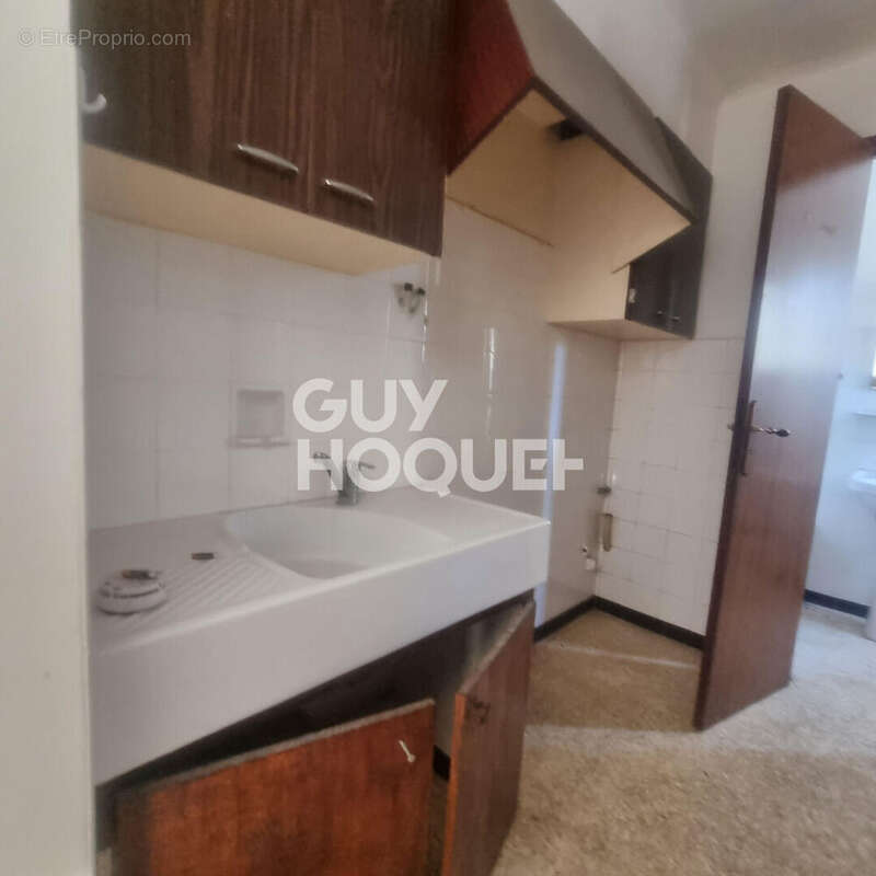 Appartement à ROGNONAS