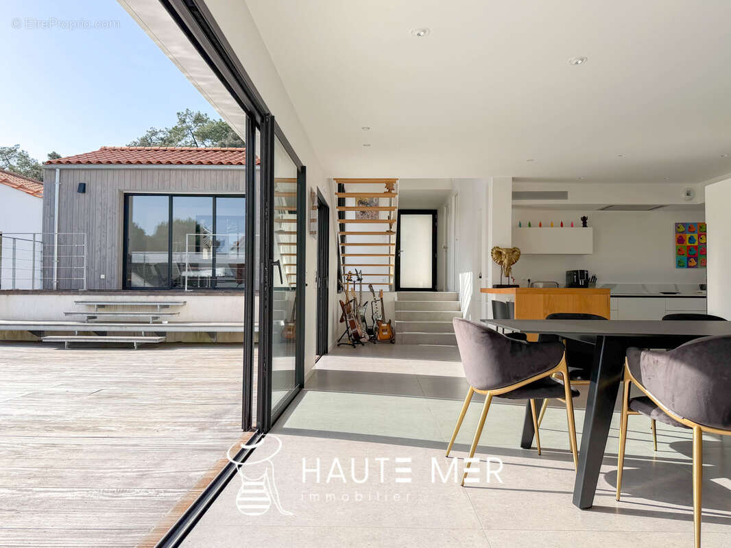 Maison à LONGEVILLE-SUR-MER