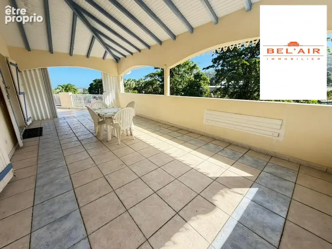Maison 6 pièces 210 m² à vendre à Le Robert (97231) - photo 4