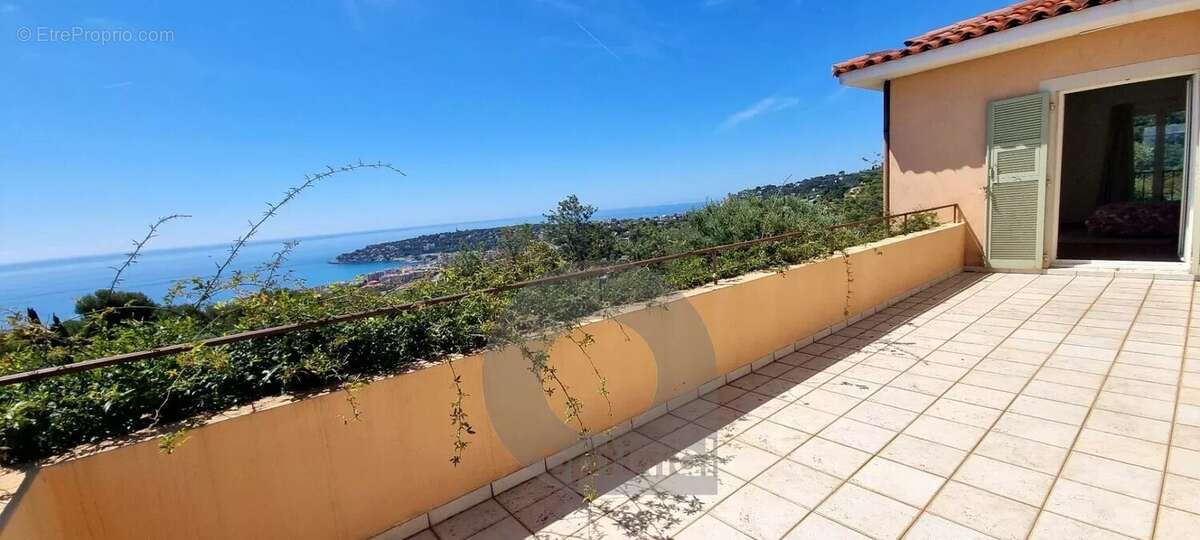 Maison à ROQUEBRUNE-CAP-MARTIN