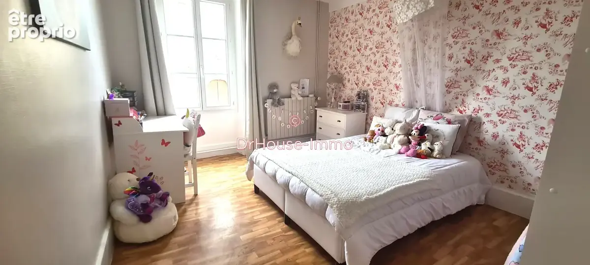 Maison 9 pièces 235 m² à vendre à Chateau-Renard (45220) - photo 27