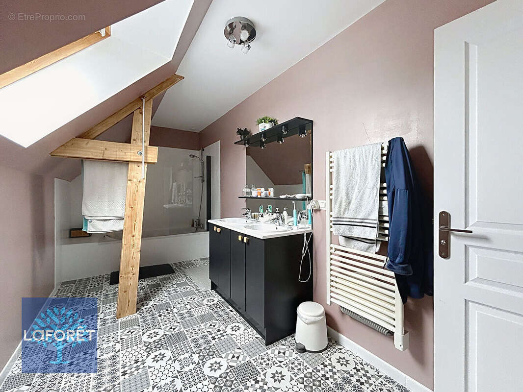 Maison Chasne Sur Illet 6 pièce(s) 128.37 m2 - photo 10