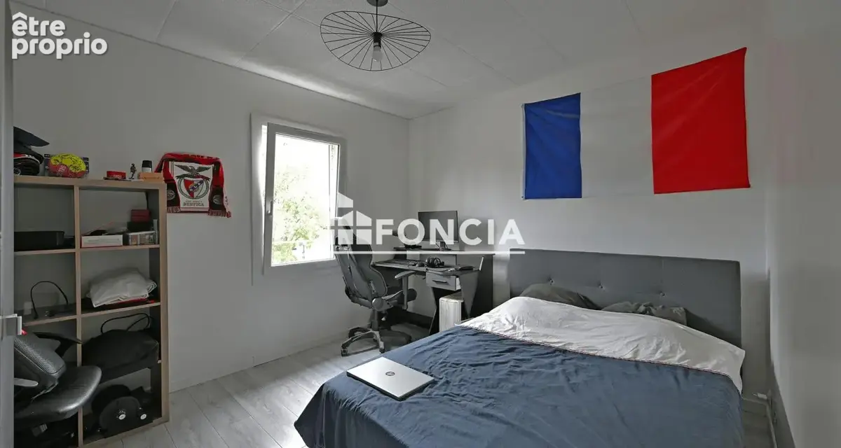  Sabines - Lumineuse Maison T5 de 106 m² avec Jardin et Garage - photo 9