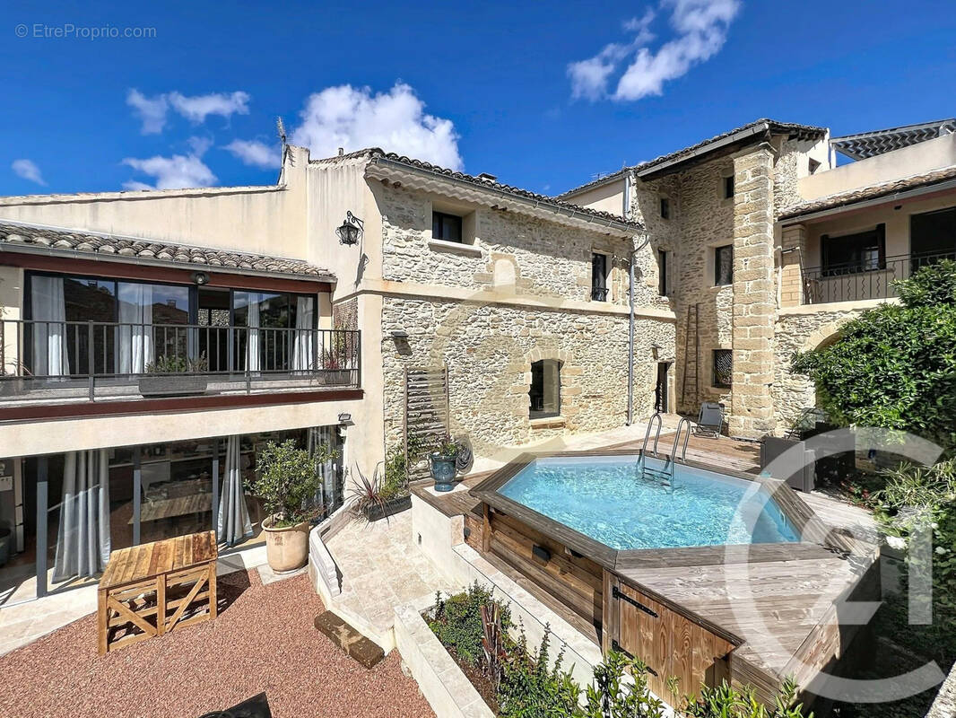 Maison à SAINT-QUENTIN-LA-POTERIE