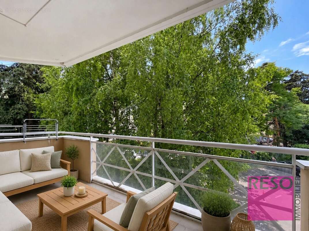 Appartement à VILLE-LA-GRAND