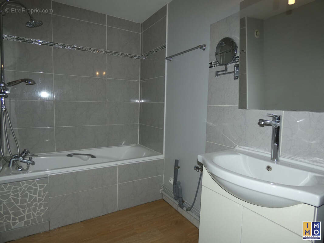 Appartement à SAINT-MARTIN-D'AUXIGNY