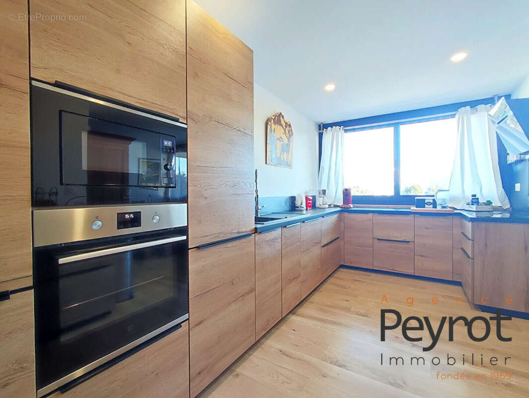 Appartement à EGAT
