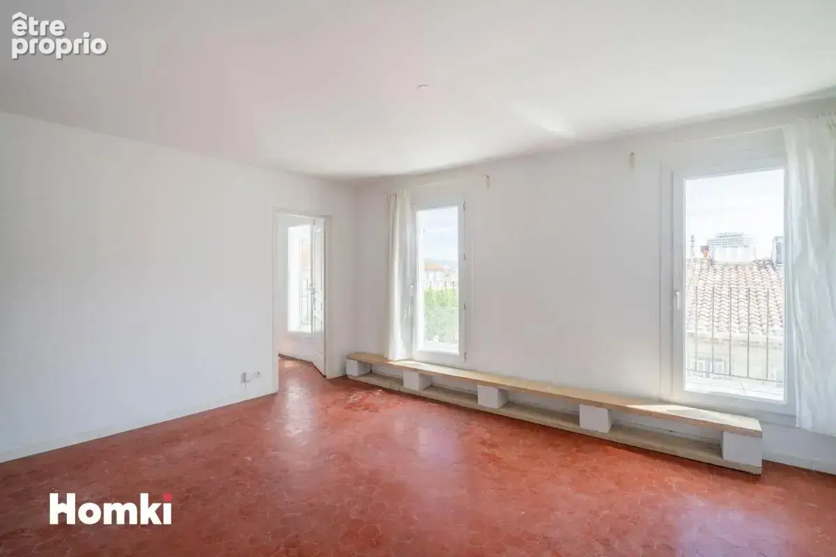 Appartement T3 traversant de 64 m² à Marseille 13006, Rue Paradis - photo 4