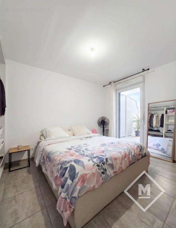 Appartement à MARSEILLE-8E