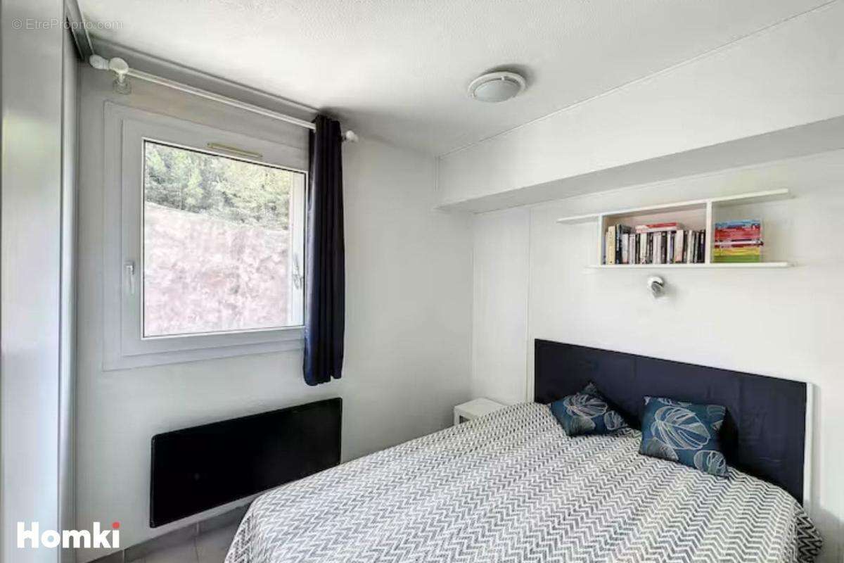 Appartement T2 cabine et loggia de 35 m2 à Sète 34200 - photo 7