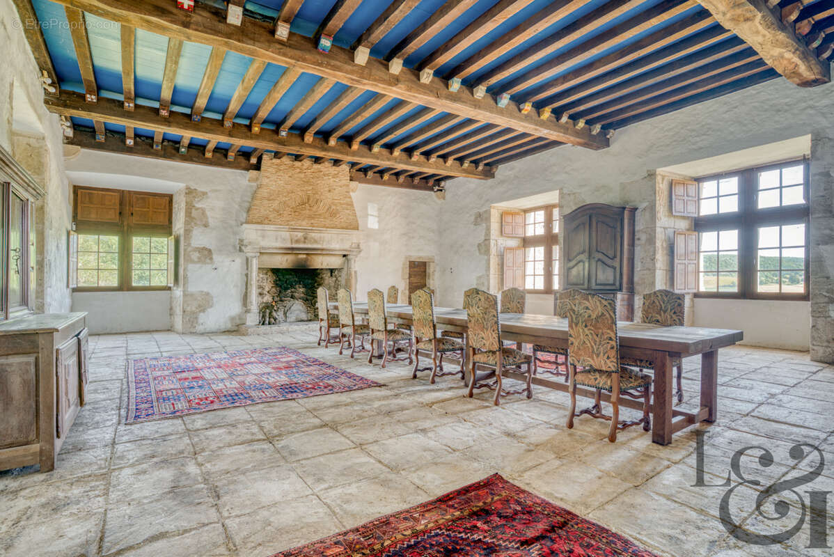 Exceptionnel château médiéval du XIVème siècle à Courbiac (Lot-et-Garonne, 47) - photo 11
