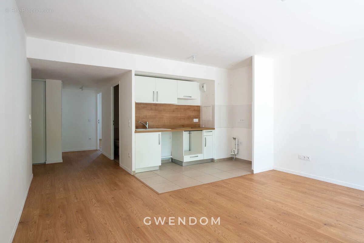 Appartement à TORCY