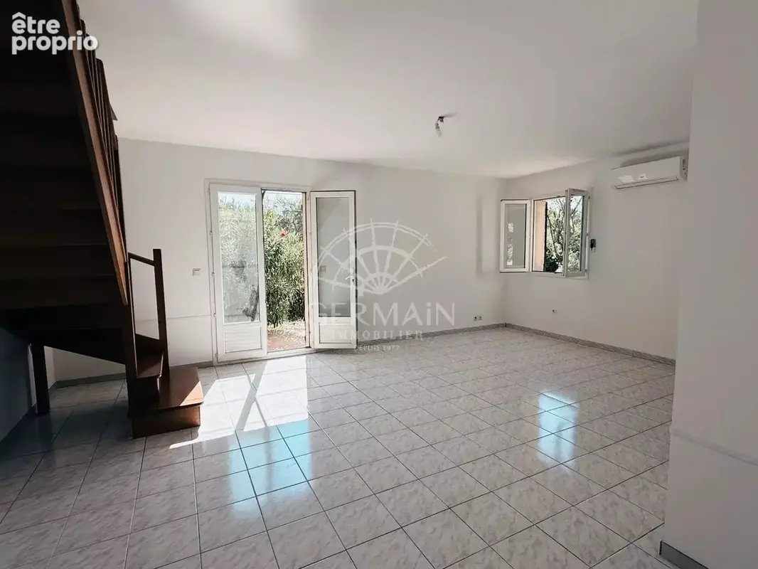 Exclusivité – L'Isle-sur-la-Sorgue, maison T3 avec garage et superbe terrain de 1 000 m² - photo 3