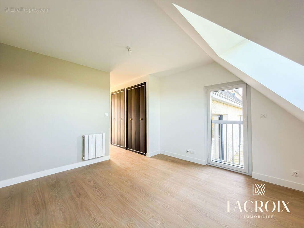 A vendre - maison 8 pièces - saint-carné - photo 11