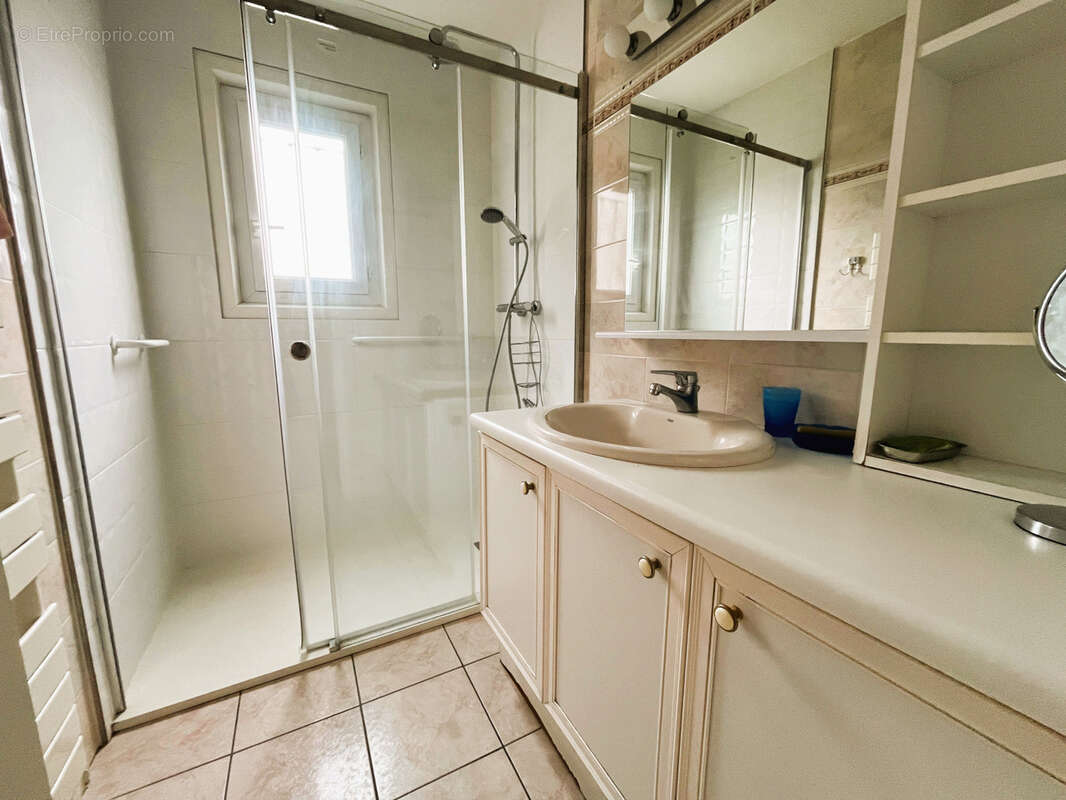 Maison à MESCHERS-SUR-GIRONDE